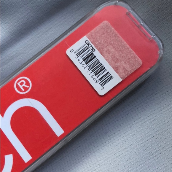 White Swatch - Picture 3 of 4